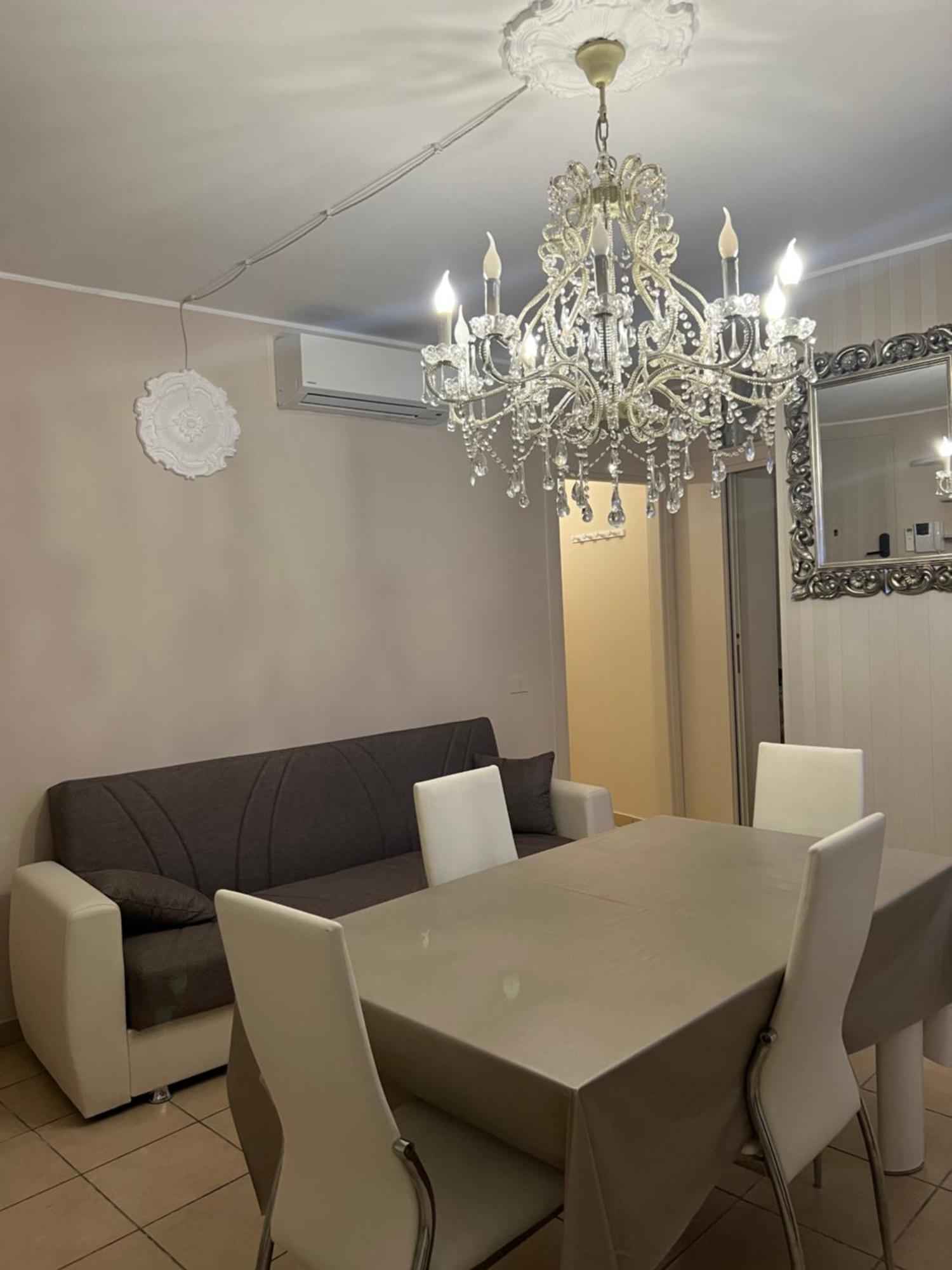 Tevere 20 House Монца Номер фото
